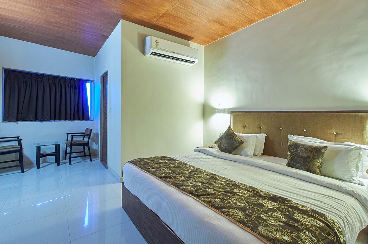 Hotel Gormoh Ahmedabad Exteriör bild